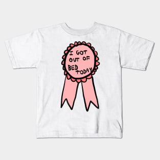 i got out of bed today ribbon Kids T-Shirt